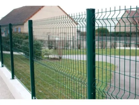 Hauteur maximale et aspect extérieur d'une clôture