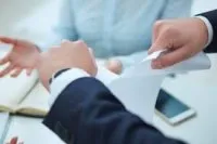 Vignette de l'article : La notification pour insuffisance : mise en oeuvre et effets sur l'instruction