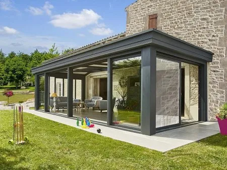 Construire une véranda sans permis est-il possible ?